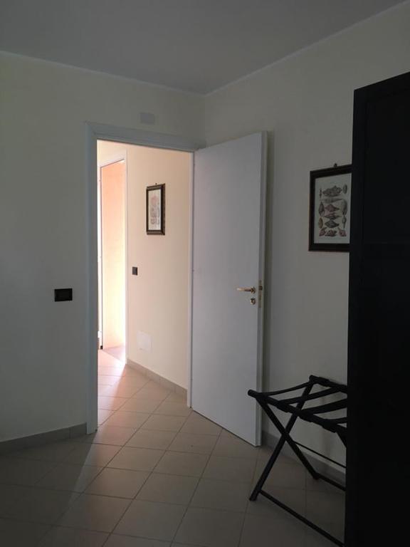 Baia Dei Delfini Aparthotel Furnari Exterior foto