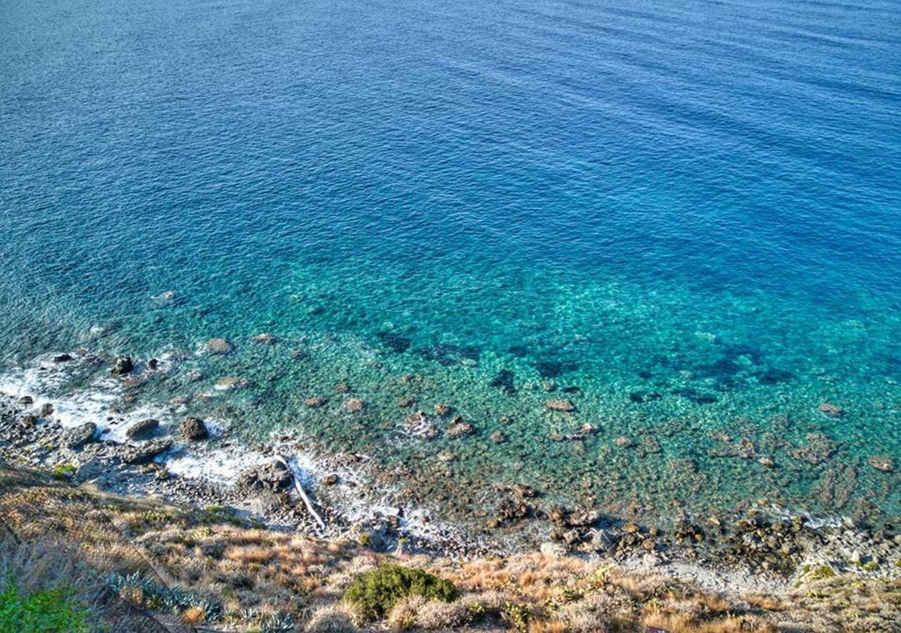 Baia Dei Delfini Aparthotel Furnari Exterior foto